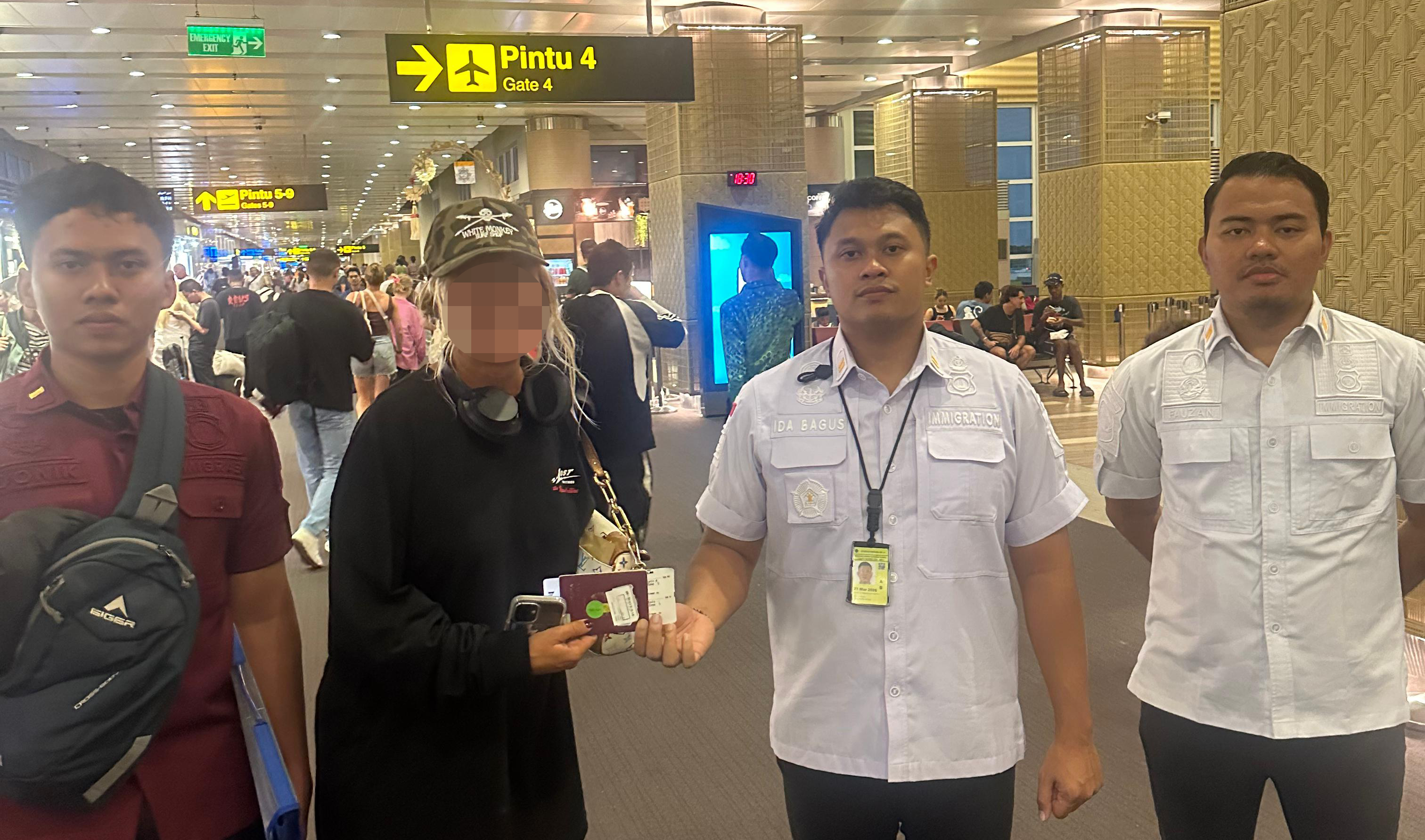 Galang Dana Ilegal Rp47 Juta, WN Polandia Dideportasi Kantor Imigrasi Bima